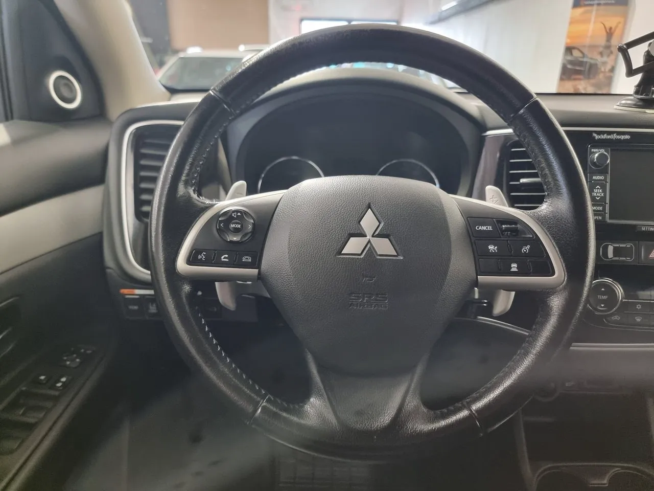Mitsubishi Outlander bild 14