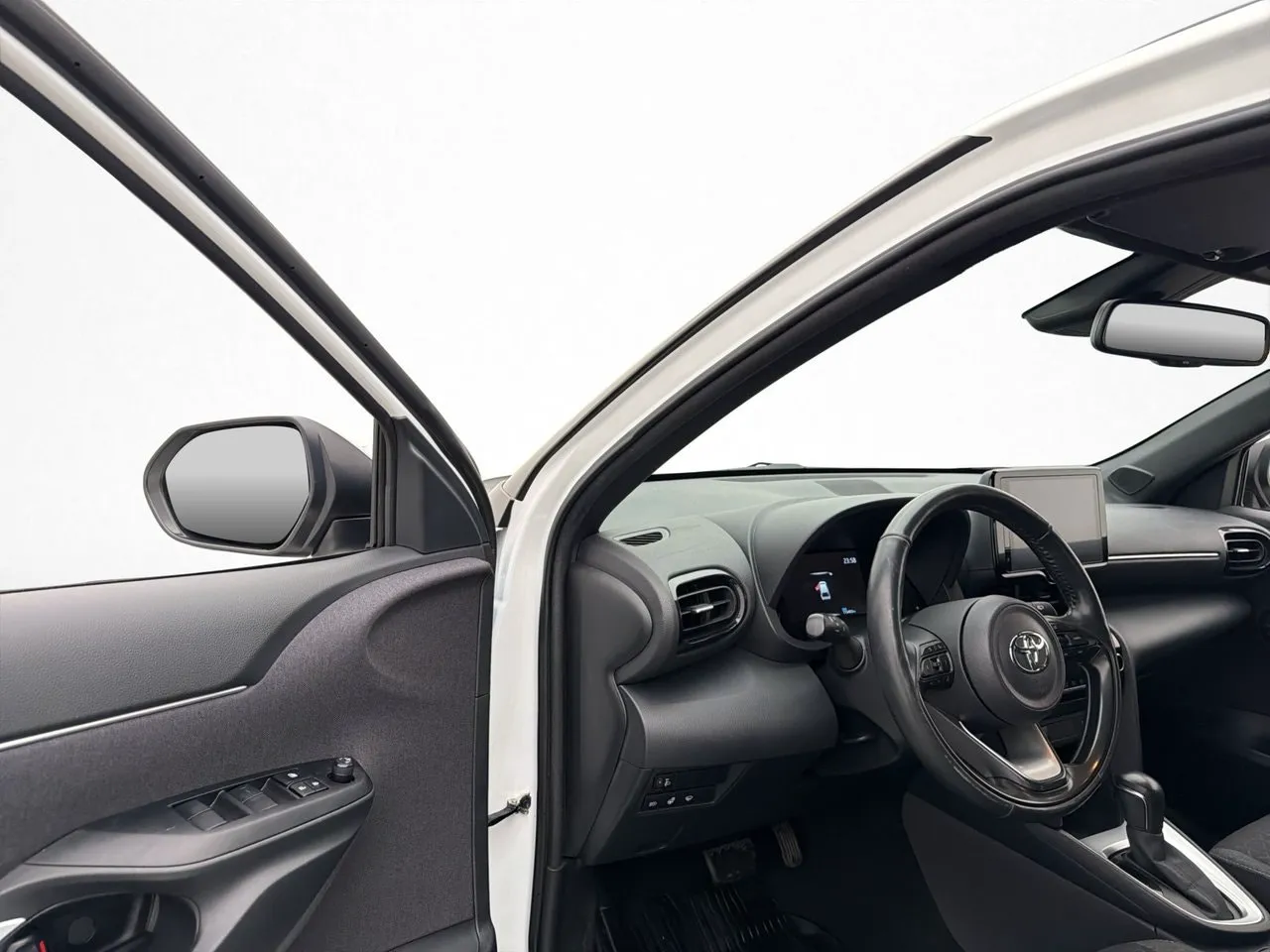 Toyota Yaris Cross bild 13