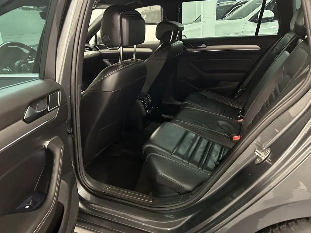 Volkswagen Passat bild 9