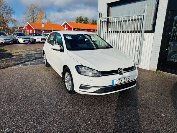 Volkswagen Golf 1.4 TSI 125HK 5-D / CARPLAY / VÄRMARE - 2018