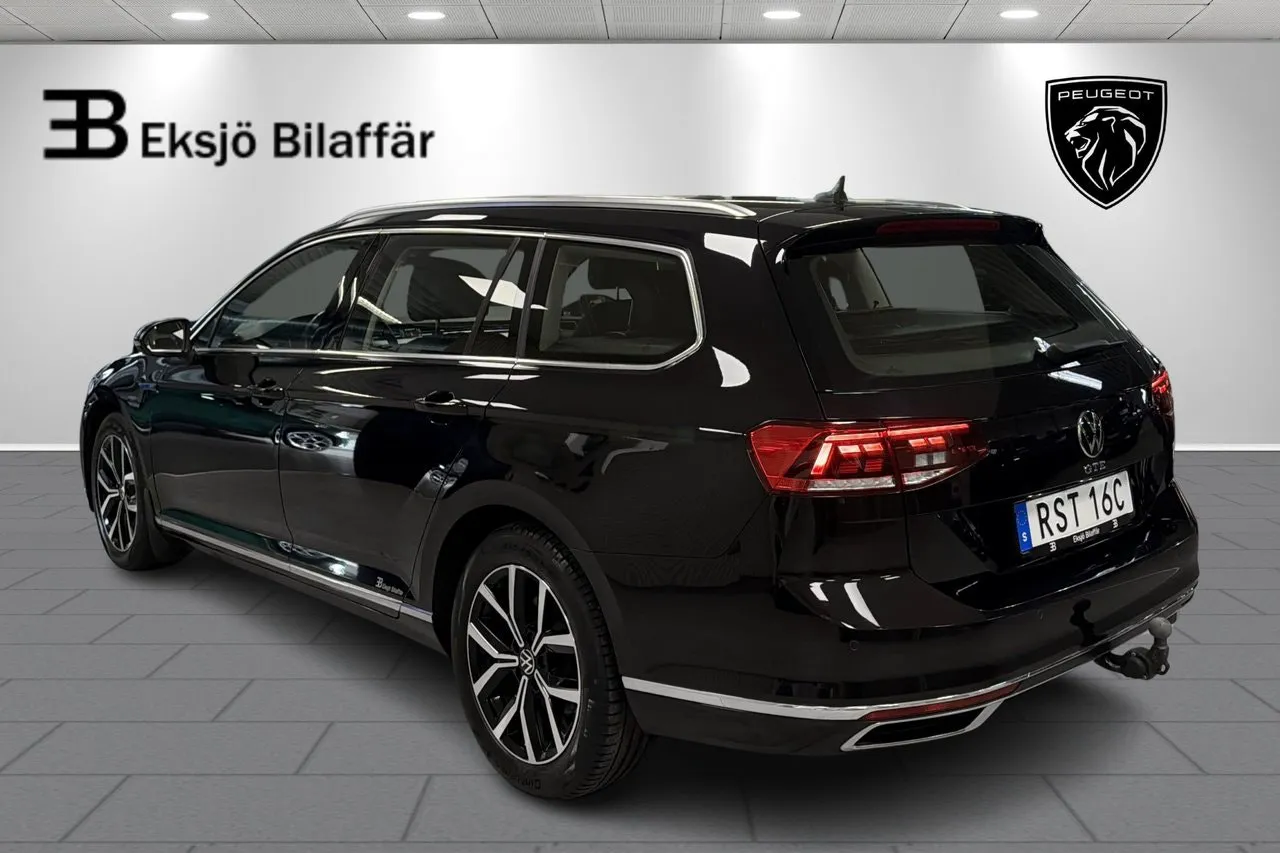 Volkswagen Passat bild 8