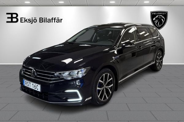 Volkswagen Passat Sportscombi GTE 1.4 TSI /Dragkrok/Backkamera/ - 2022