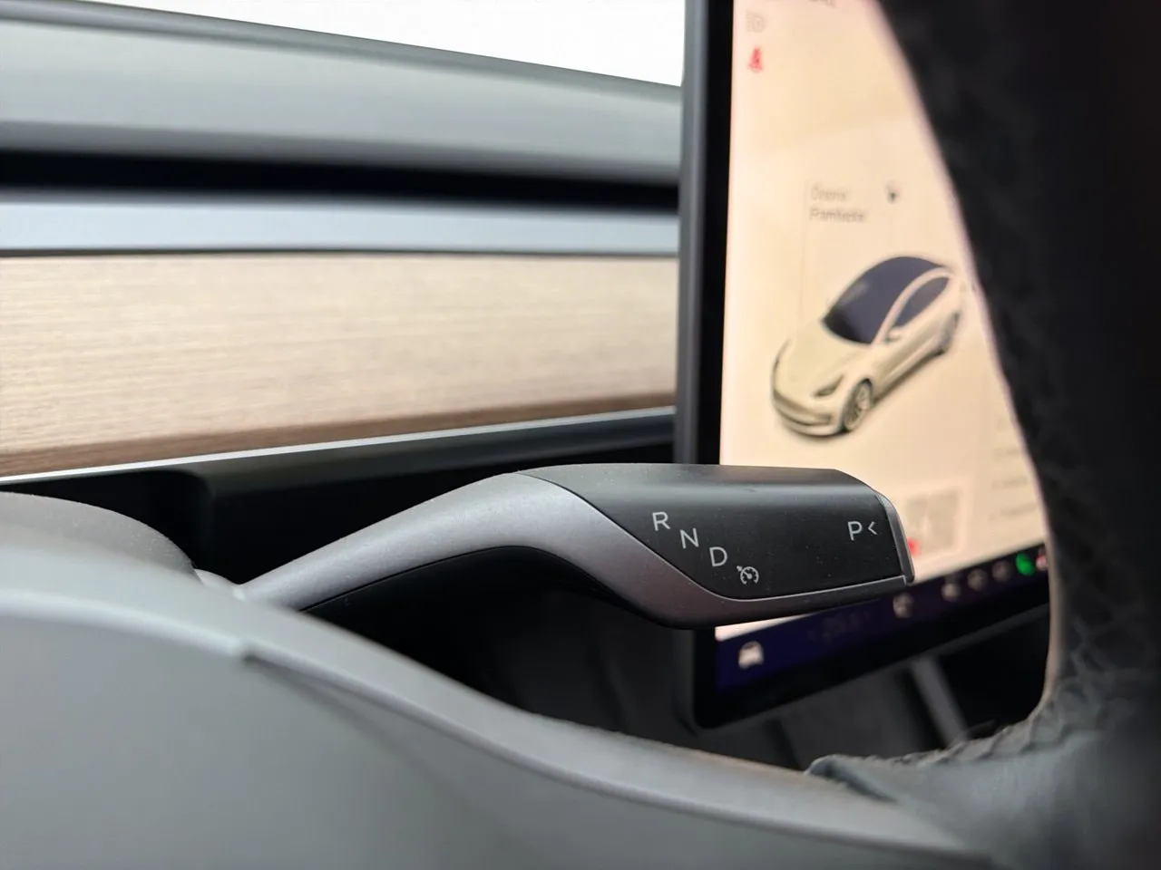 Tesla Model 3 bild 16