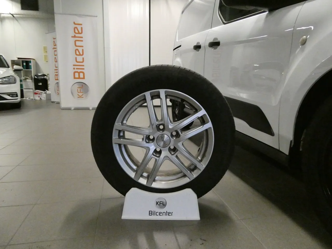Ford Transit Connect bild 2