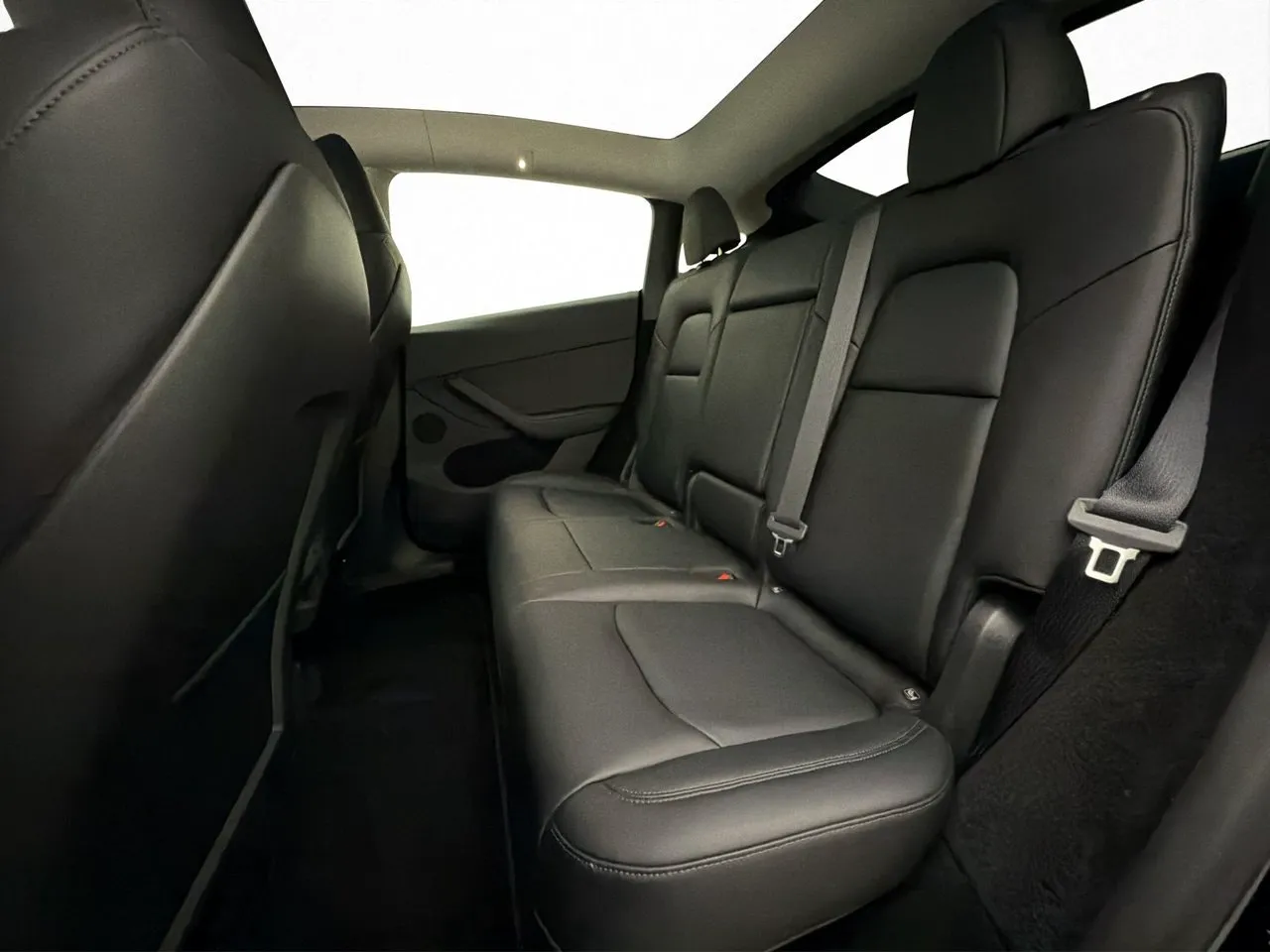 Tesla Model Y bild 29