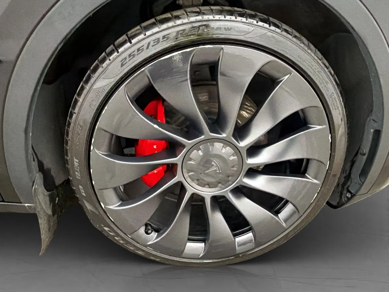 Tesla Model Y bild 36