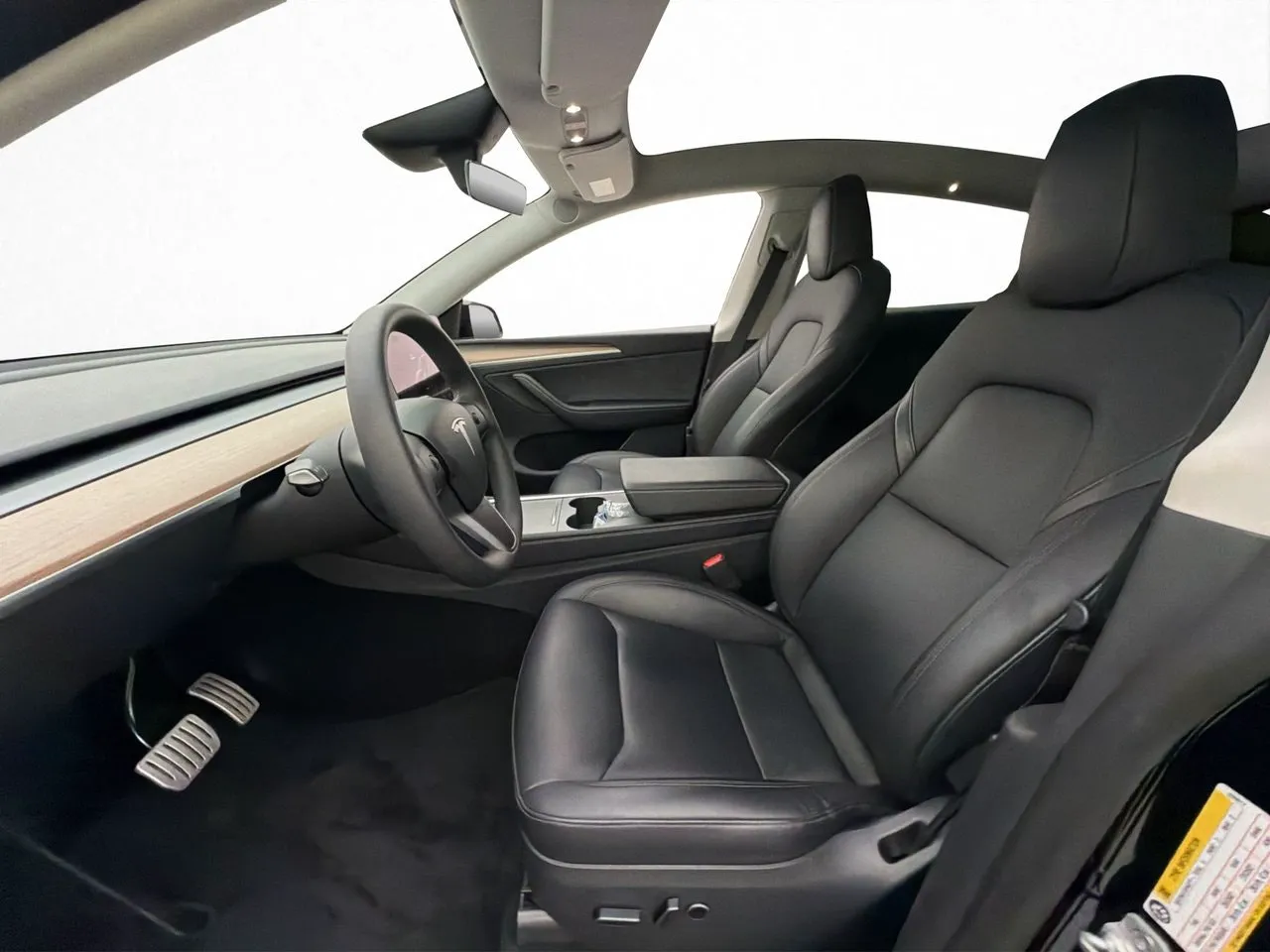 Tesla Model Y bild 13