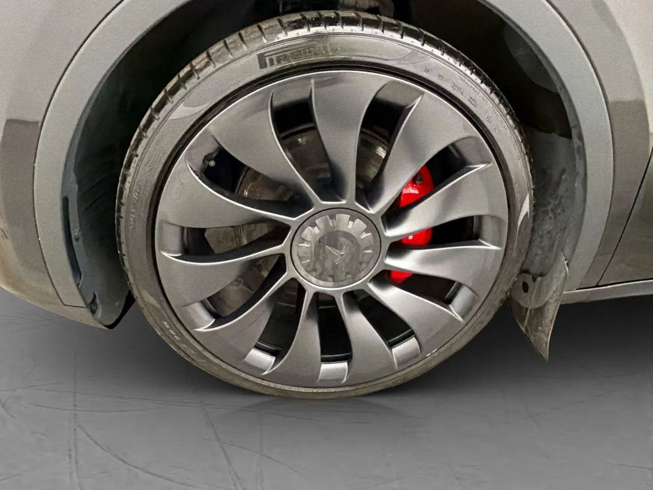 Tesla Model Y bild 33