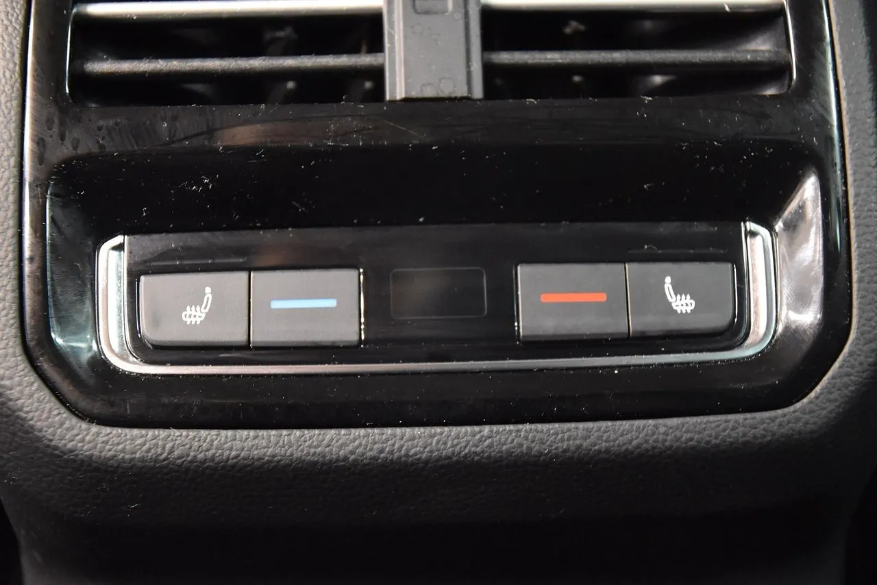 Volkswagen Passat bild 14