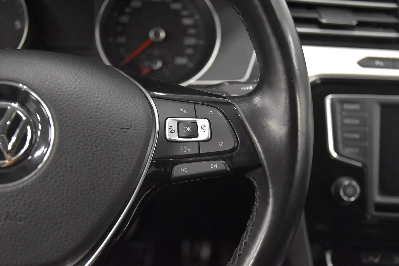 Volkswagen Passat bild 11
