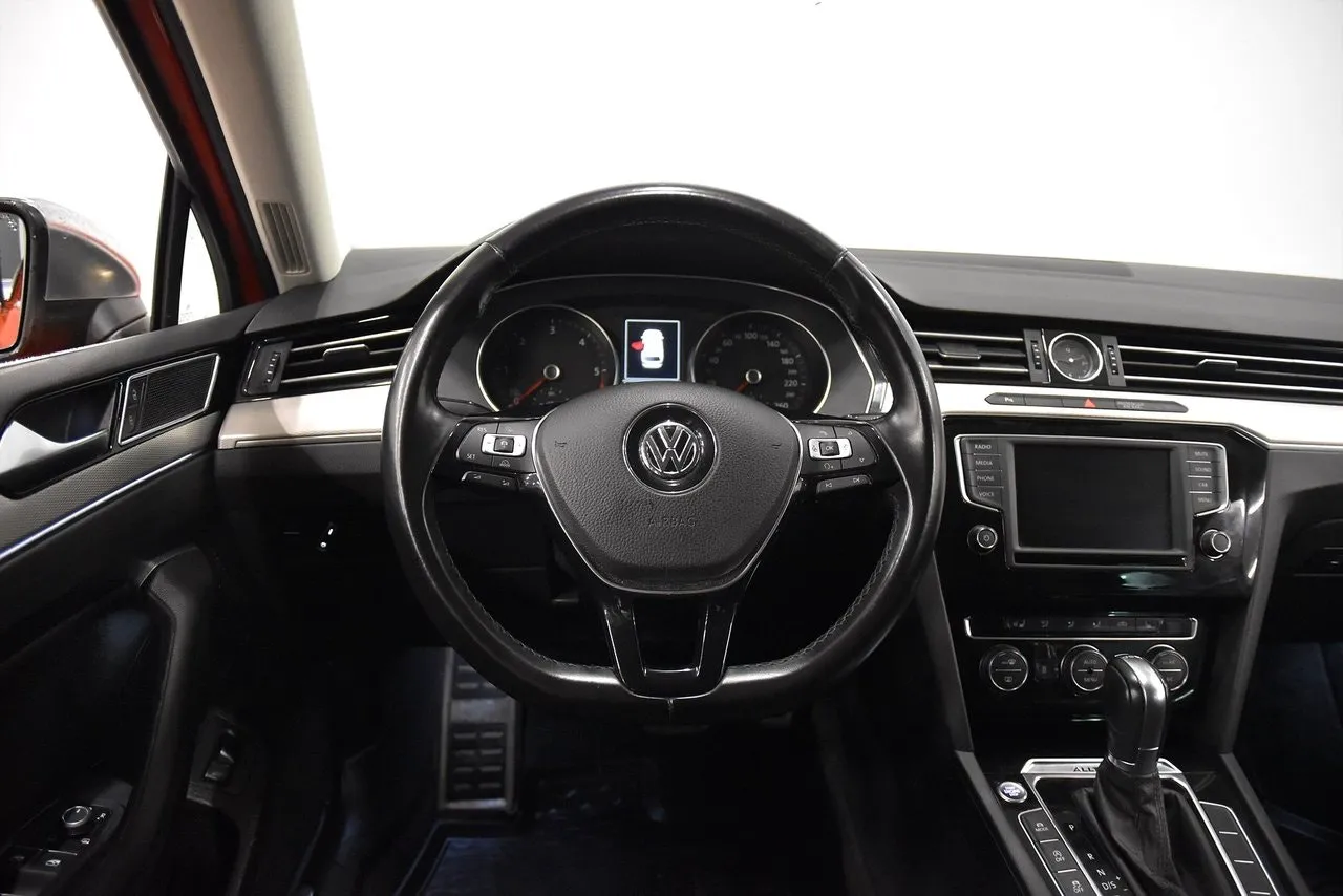 Volkswagen Passat bild 2
