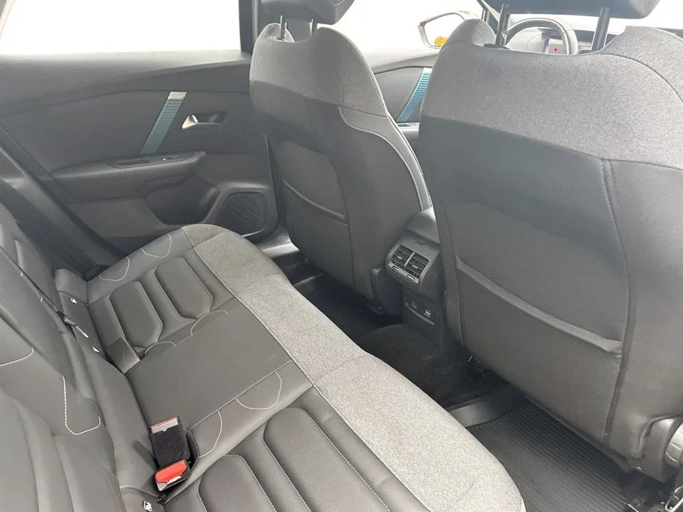 Citroen e-C4 bild 13