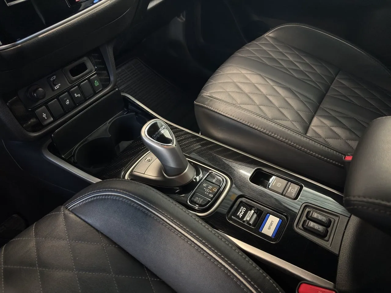 Mitsubishi Outlander bild 13