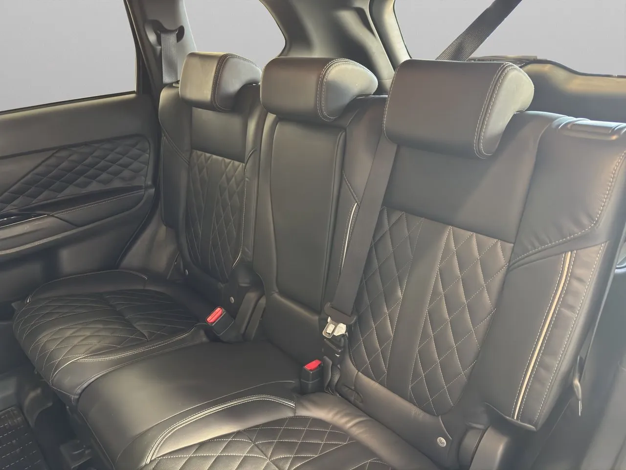 Mitsubishi Outlander bild 23
