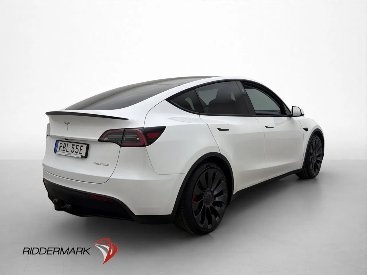 Tesla Model Y bild 8