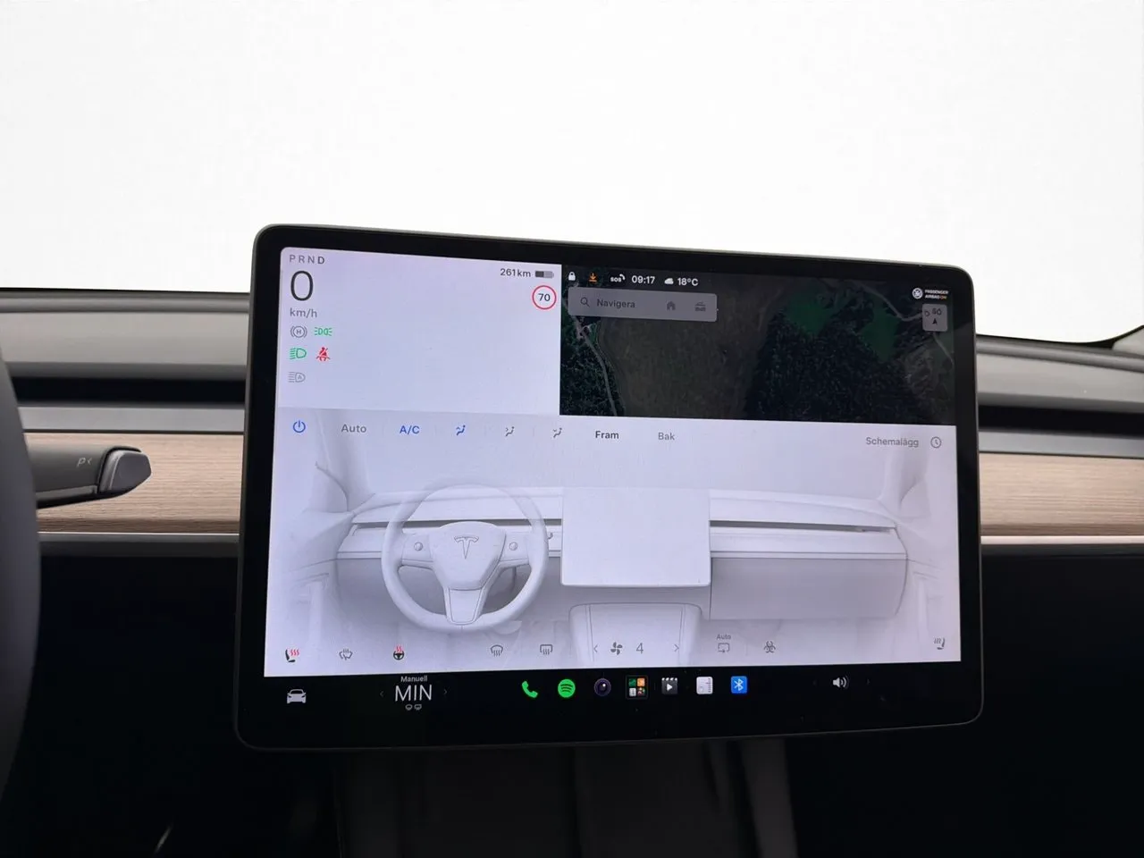 Tesla Model Y bild 18