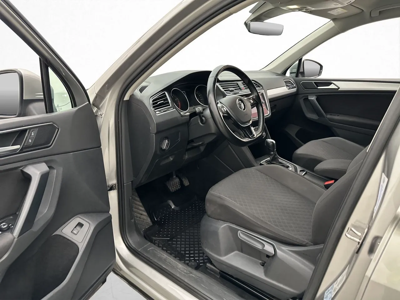 Volkswagen Tiguan bild 11