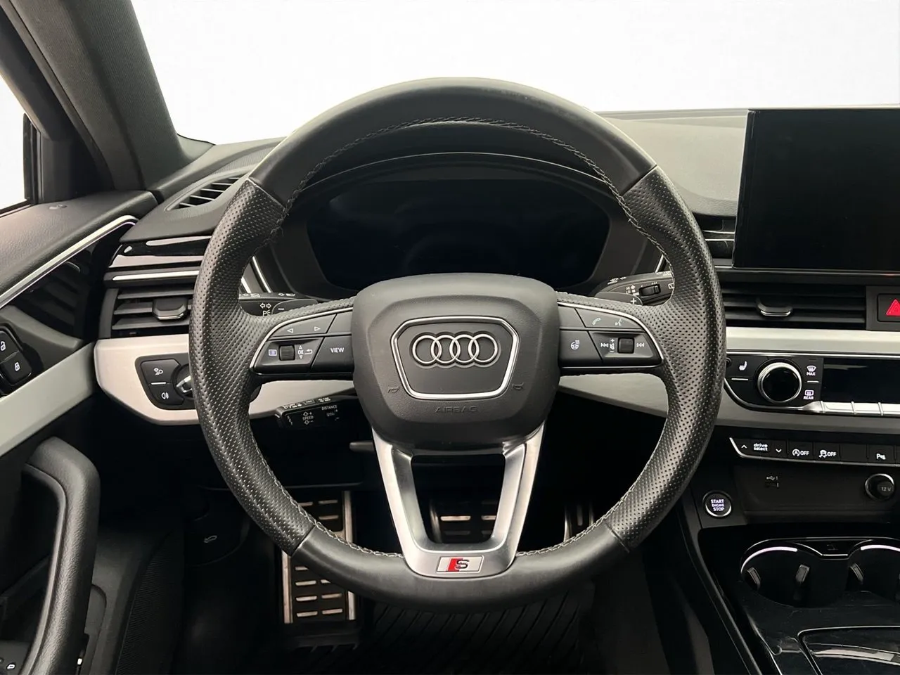 Audi A4 bild 15