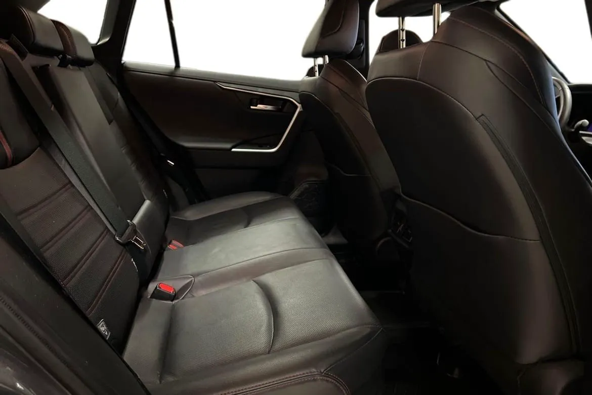 Toyota RAV4 bild 9