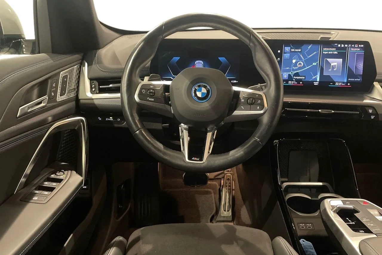 BMW iX1 bild 9