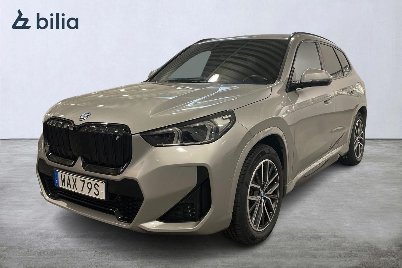 BMW iX1