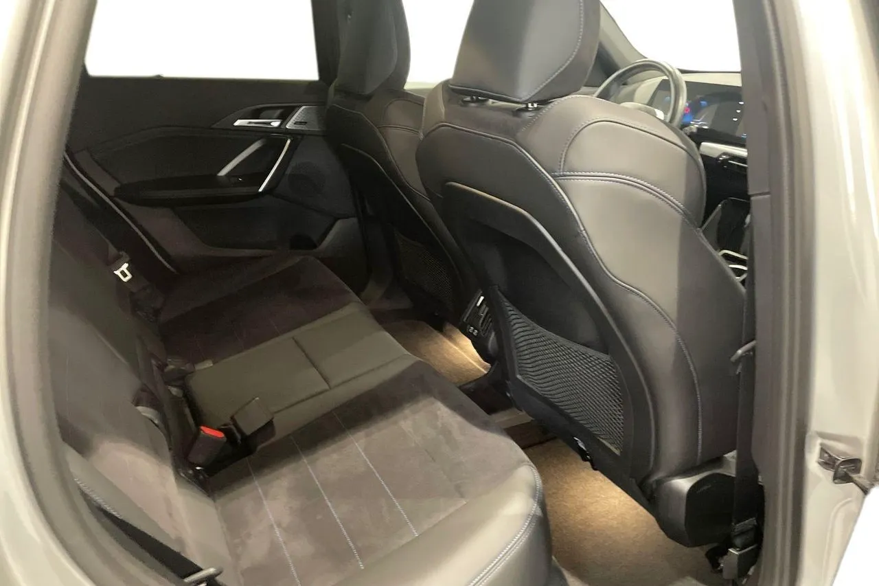 BMW iX1 bild 7