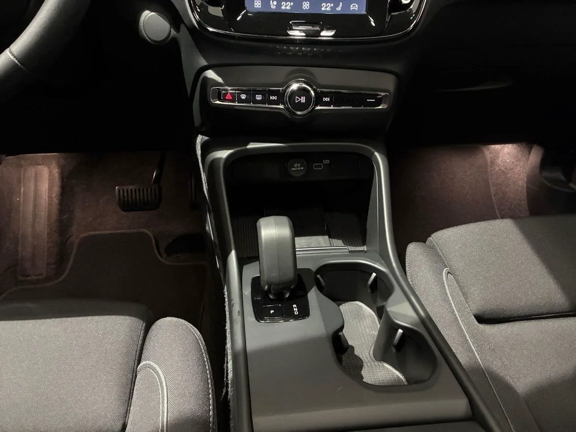 Volvo EX40 bild 12