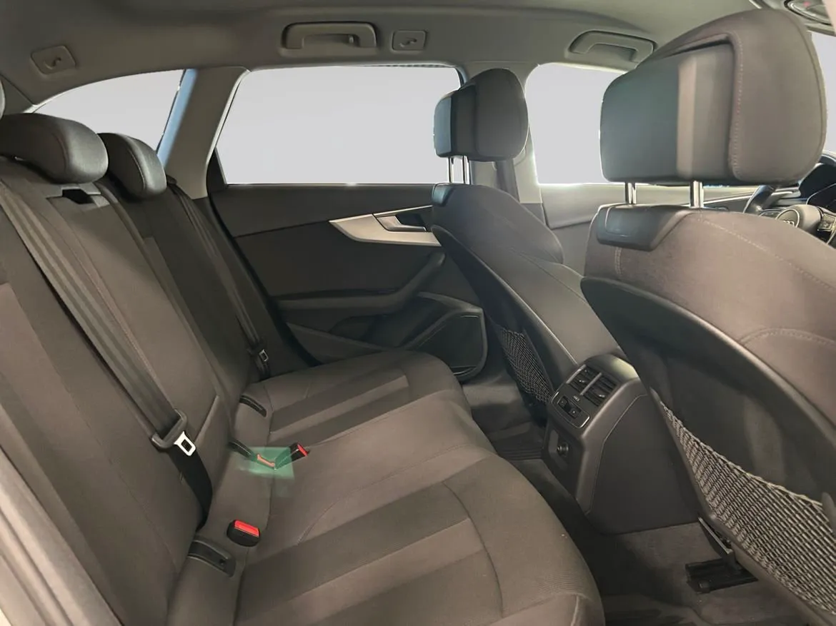 Audi A4 bild 12
