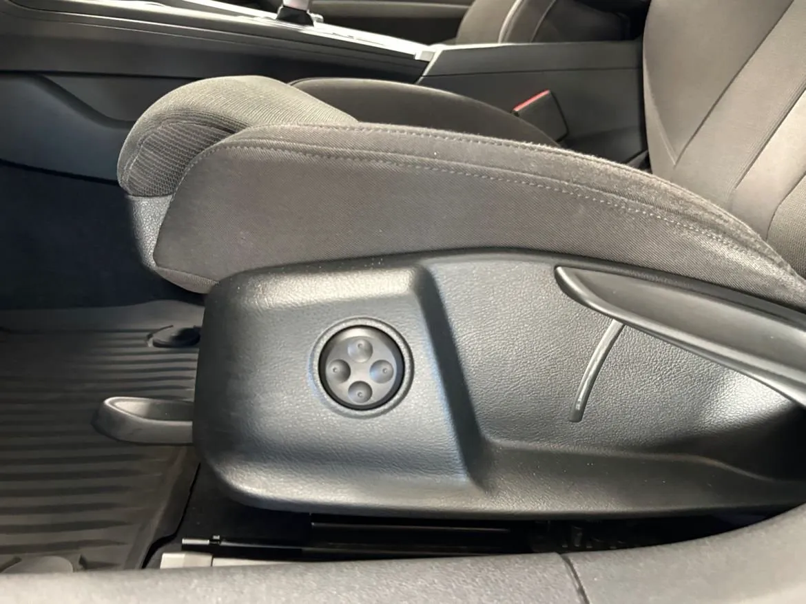 Audi A4 bild 17