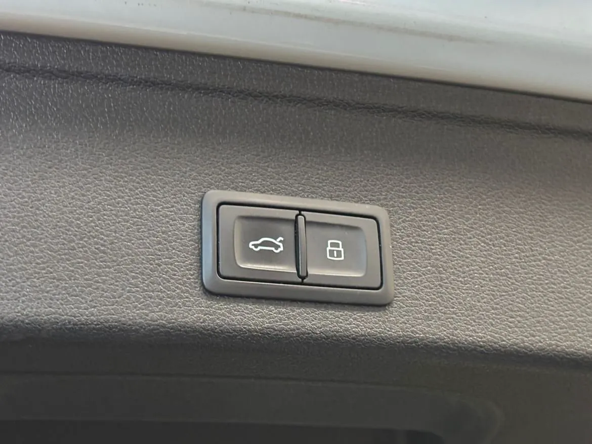 Audi A4 bild 15