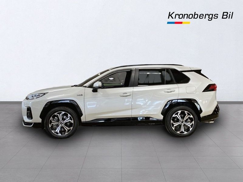 Suzuki Across bild 4