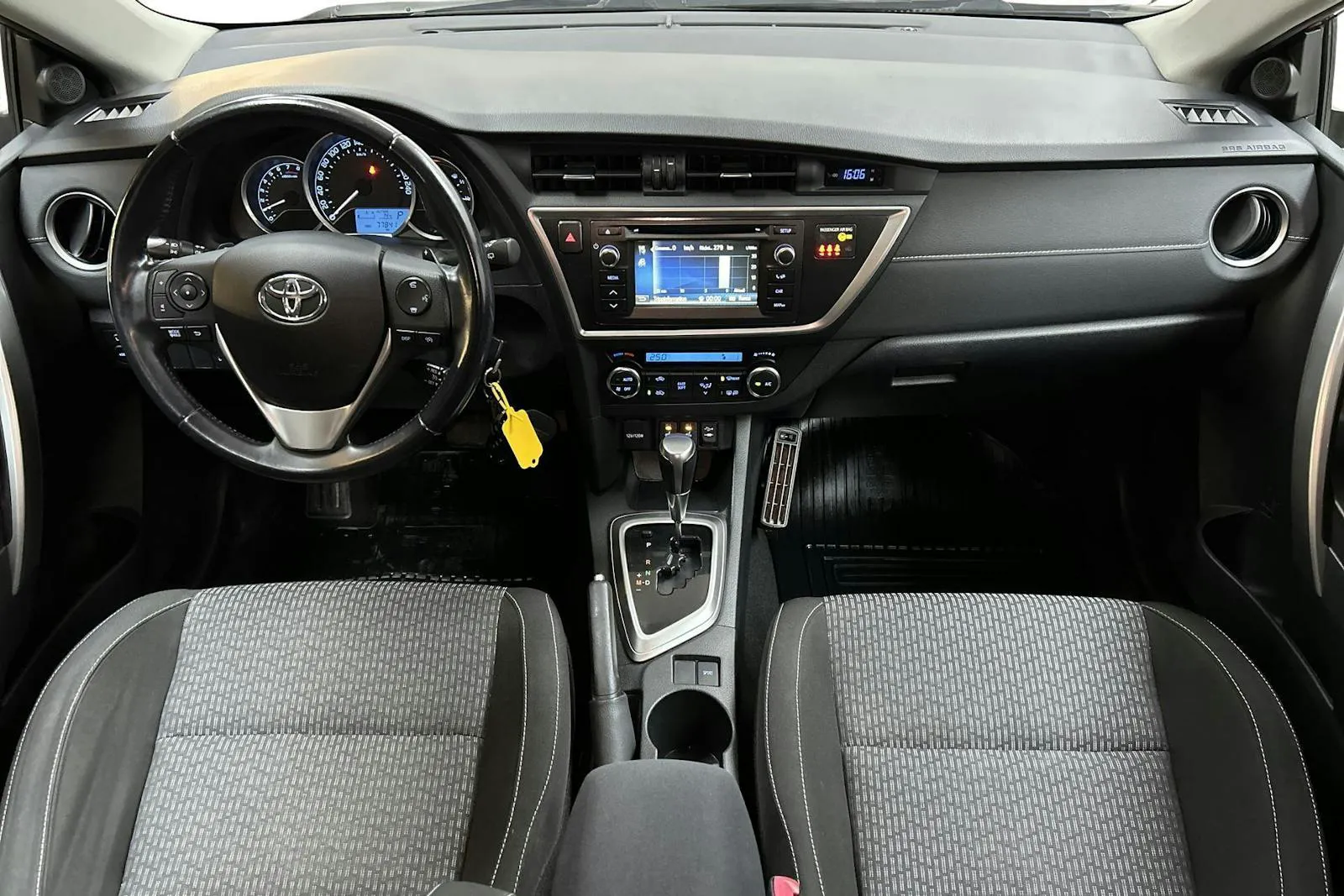 Toyota Auris bild 6
