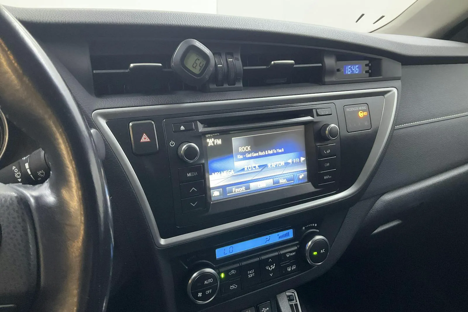 Toyota Auris bild 13