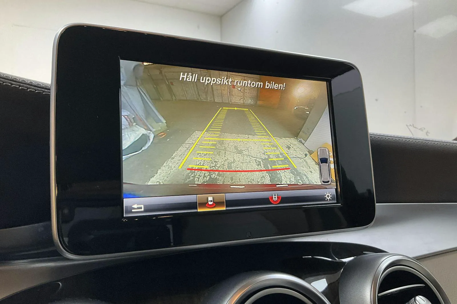 Mercedes GLC220 bild 12