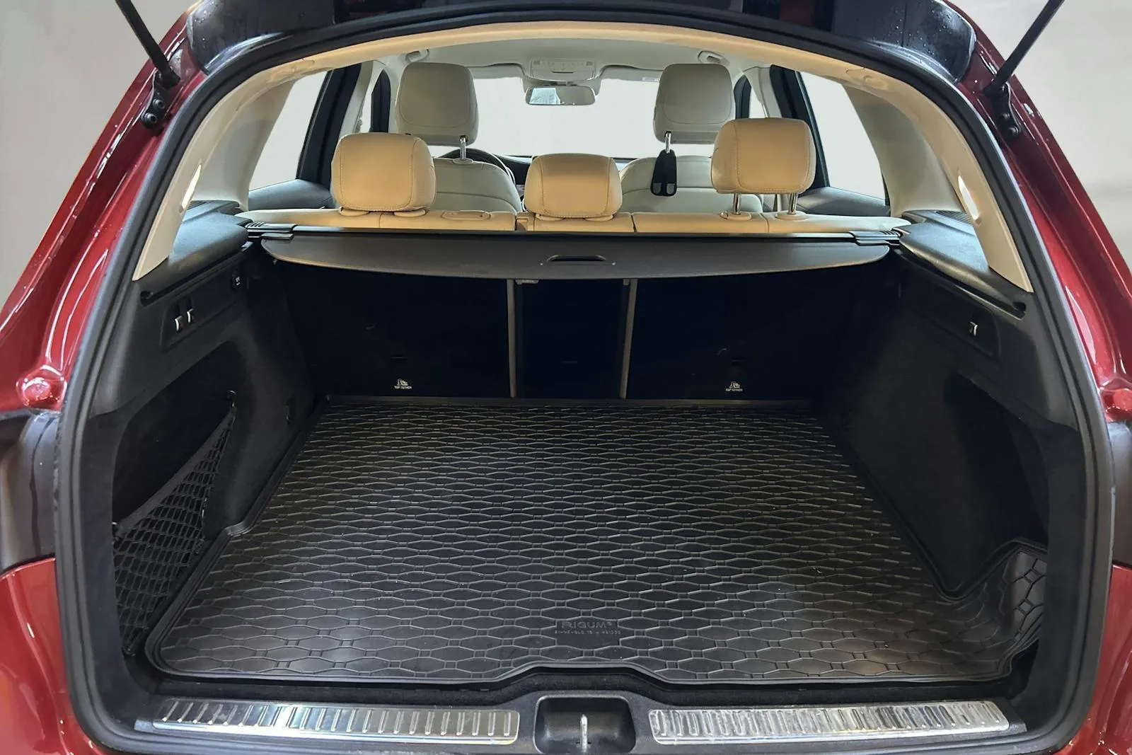 Mercedes GLC220 bild 9