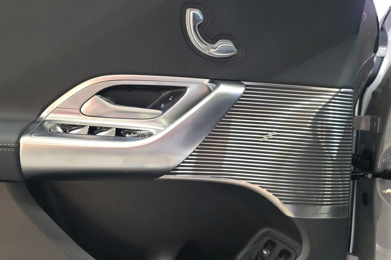 Mercedes GLC300 bild 12