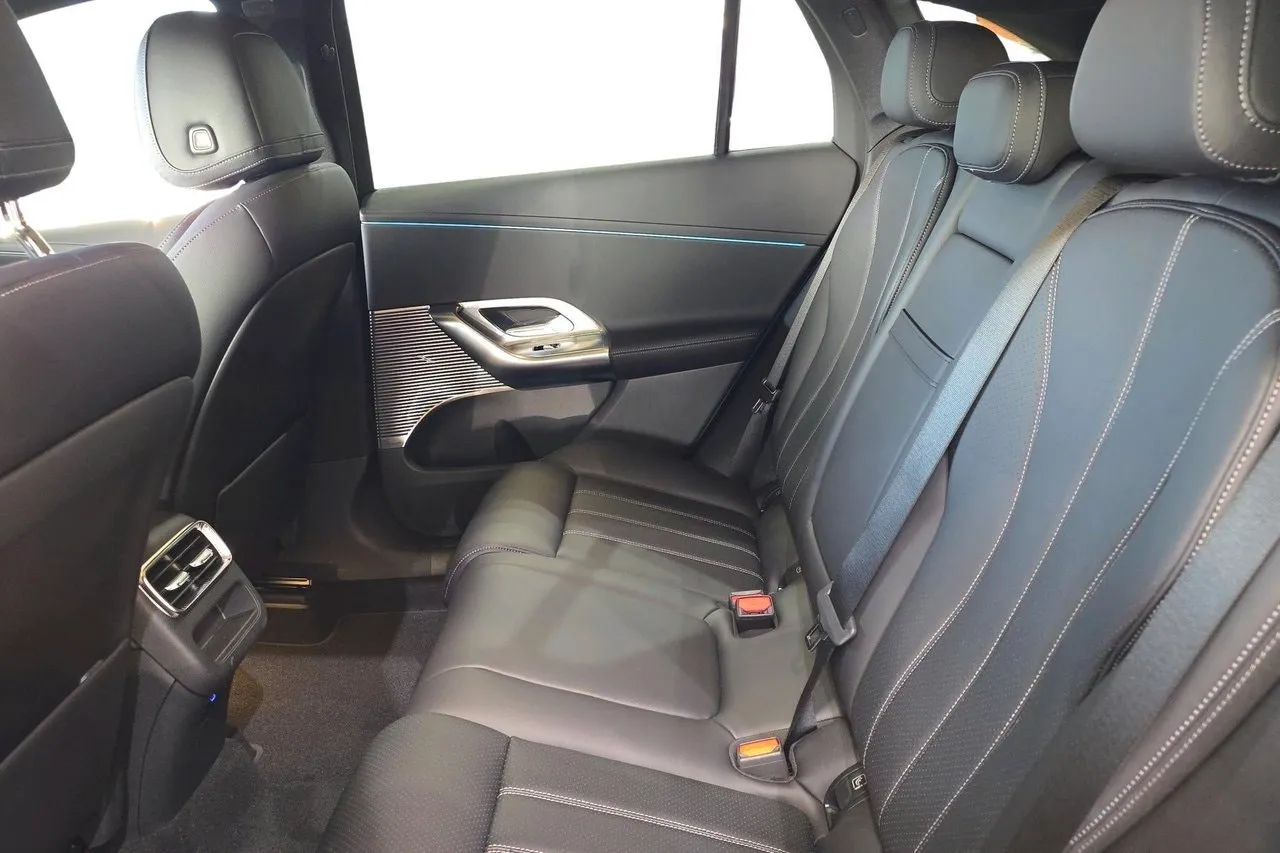 Mercedes GLC300 bild 10