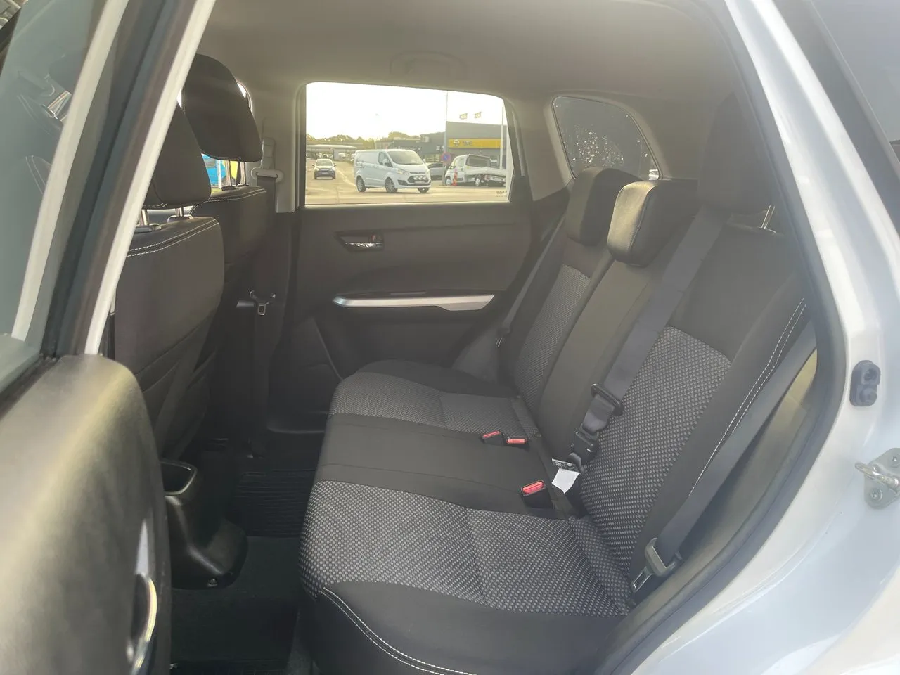 Suzuki Vitara bild 13