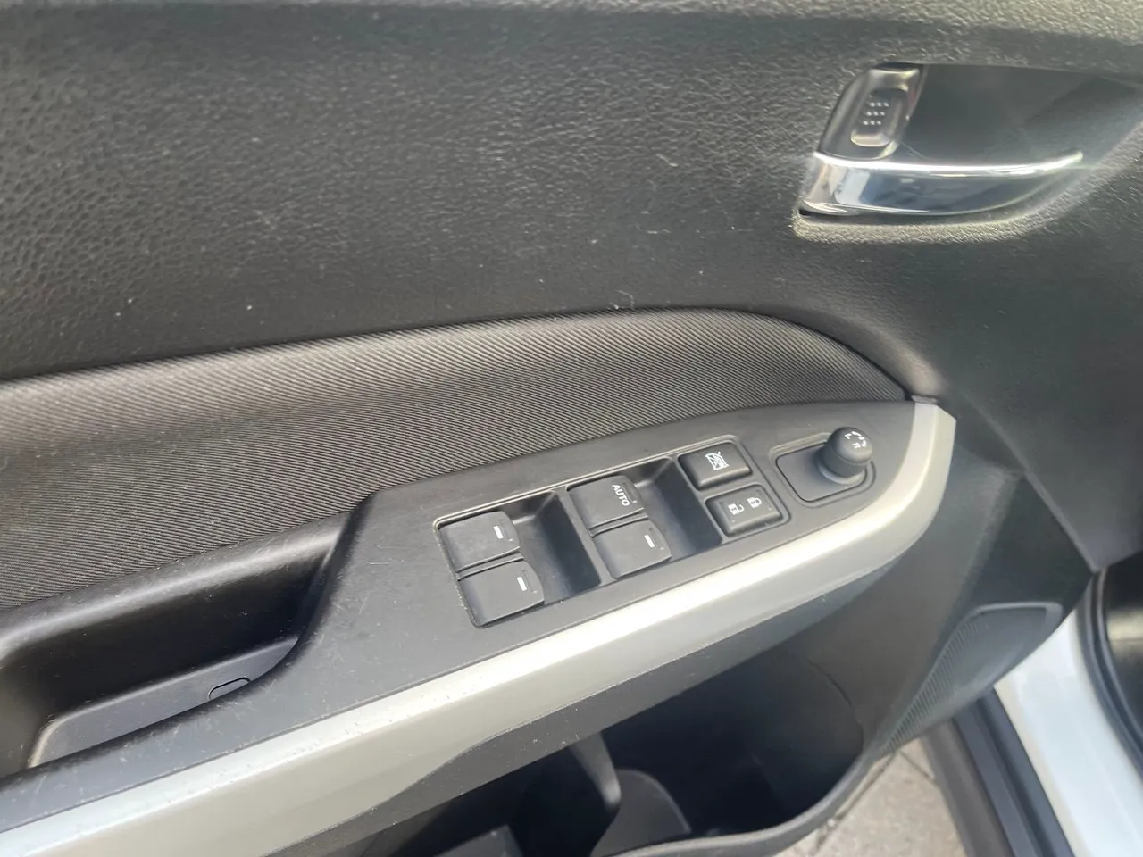 Suzuki Vitara bild 10