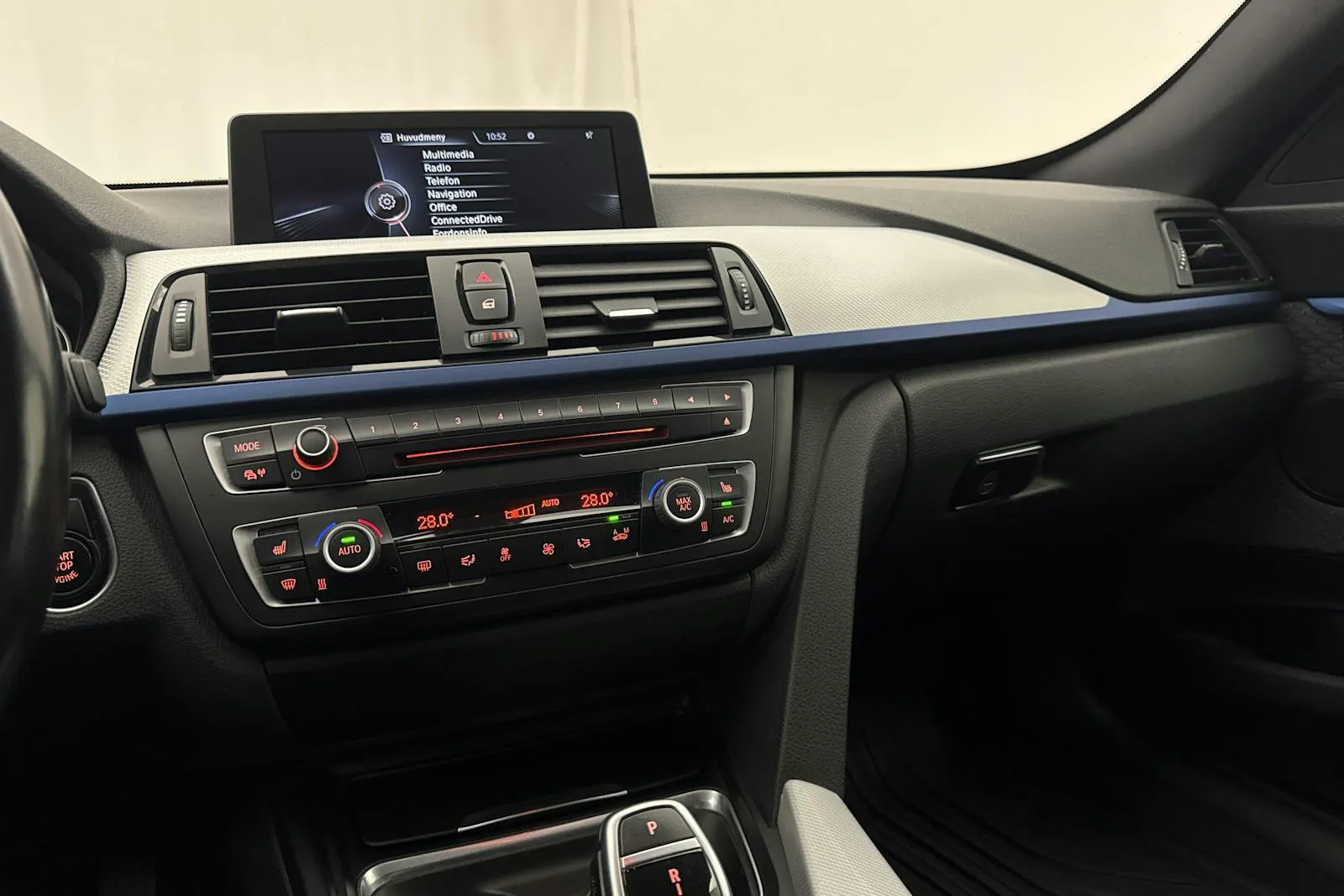 BMW 330 bild 14