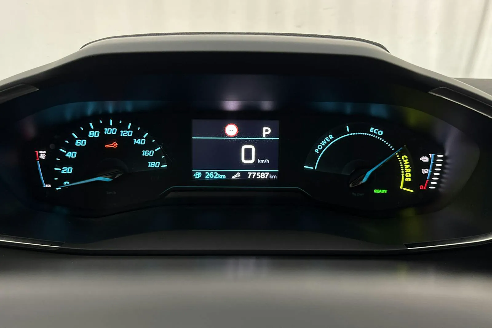 Peugeot 208 bild 10