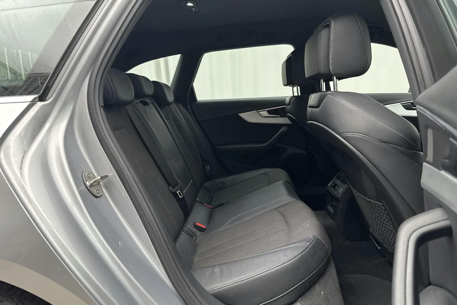 Audi A4 bild 8