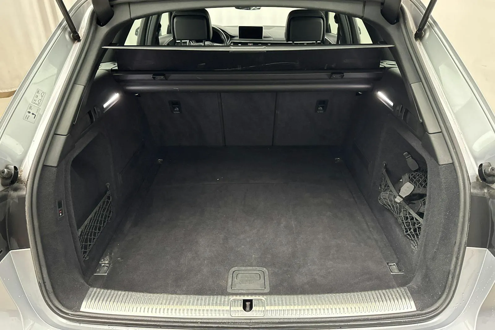 Audi A4 bild 9