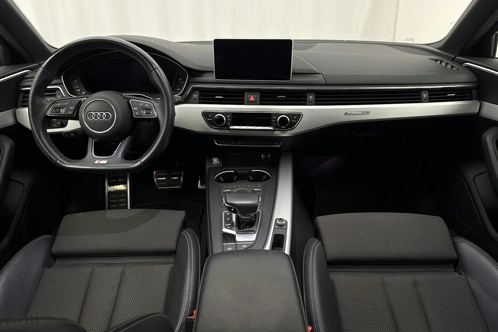 Audi A4 bild 6