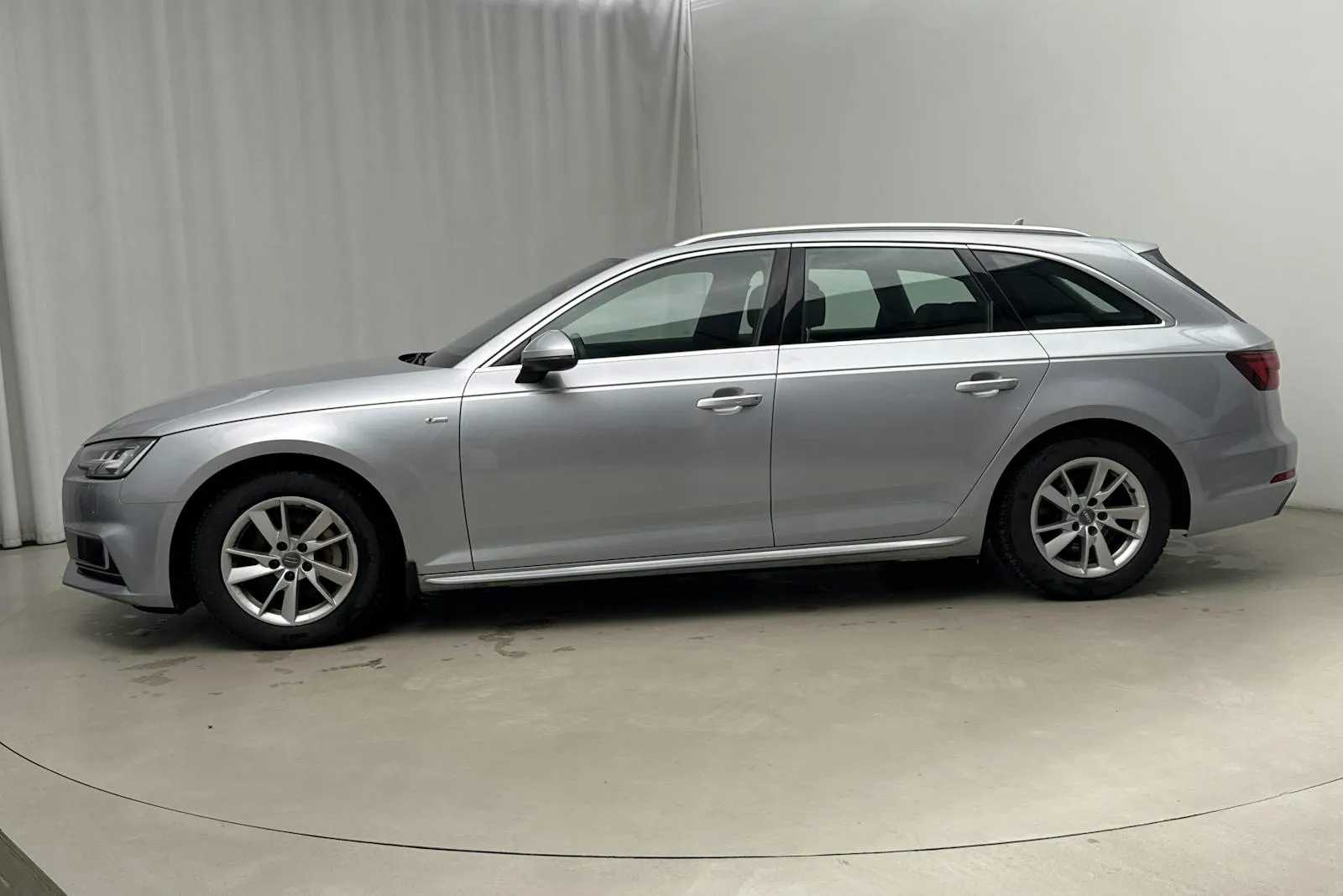 Audi A4 bild 2