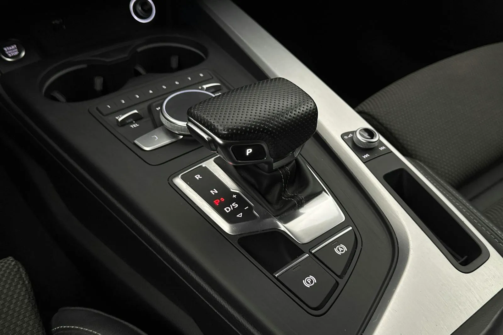 Audi A4 bild 16
