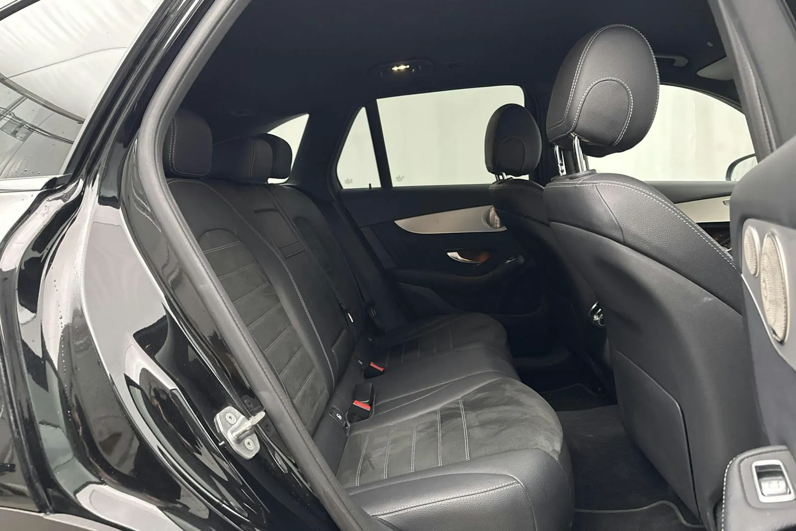 Mercedes GLC300 bild 8