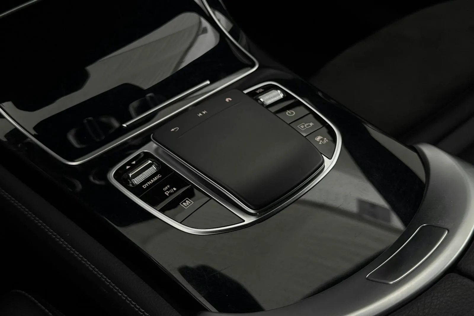 Mercedes GLC300 bild 14
