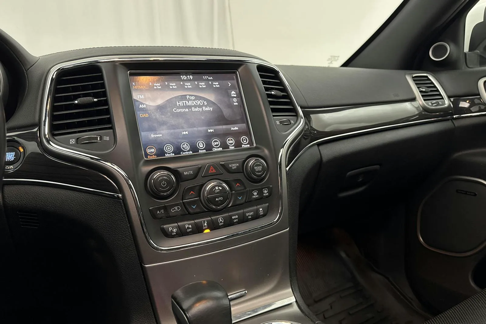 Jeep Grand Cherokee bild 16