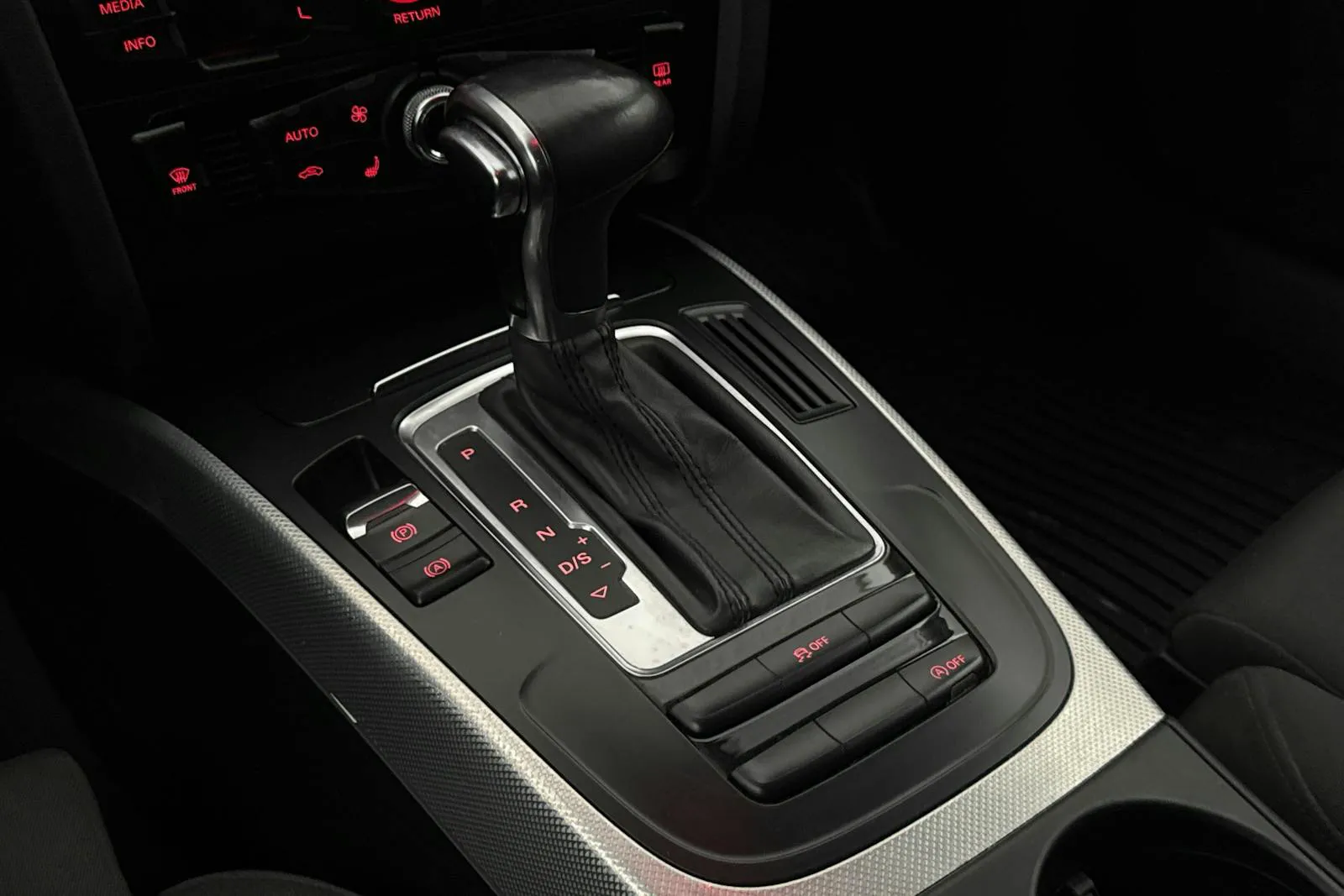 Audi A4 bild 12